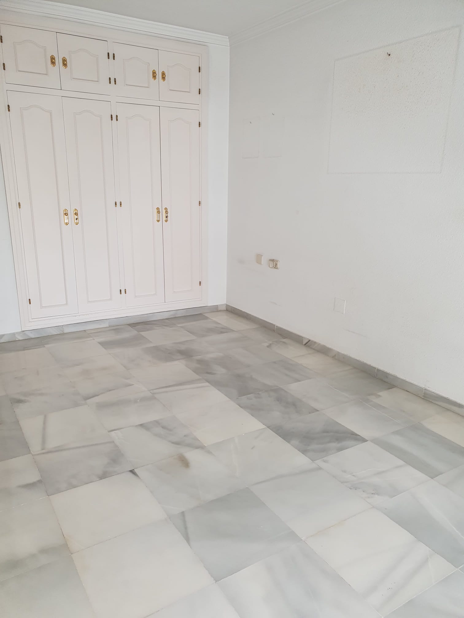 Atrium apartment Marbella Habitat